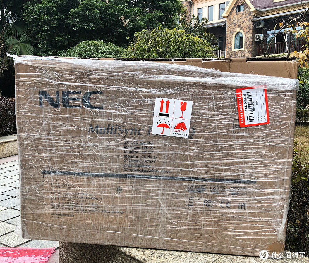 结合行业标杆NEC PA271Q评测,来谈谈如何挑选一台真正的行业用专业显示器